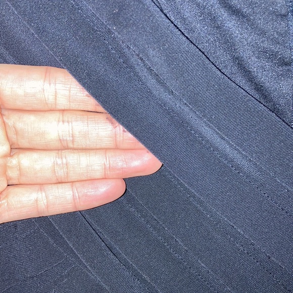 Adrianna Papell black cocktail dress. Beautiful design! Size 10. - Picture 9 of 10